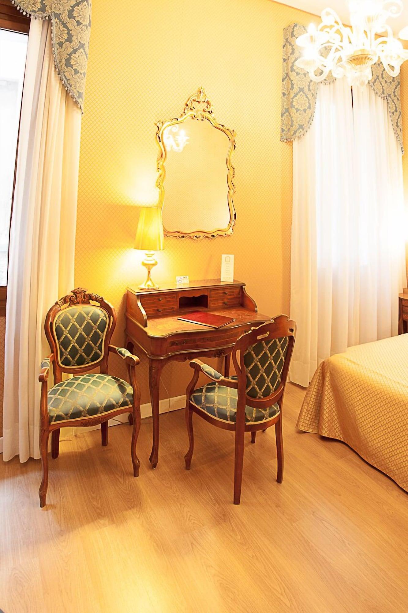 Canal Hotel Venedig